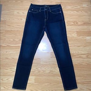 Jordache super skinny jeans excellent condition